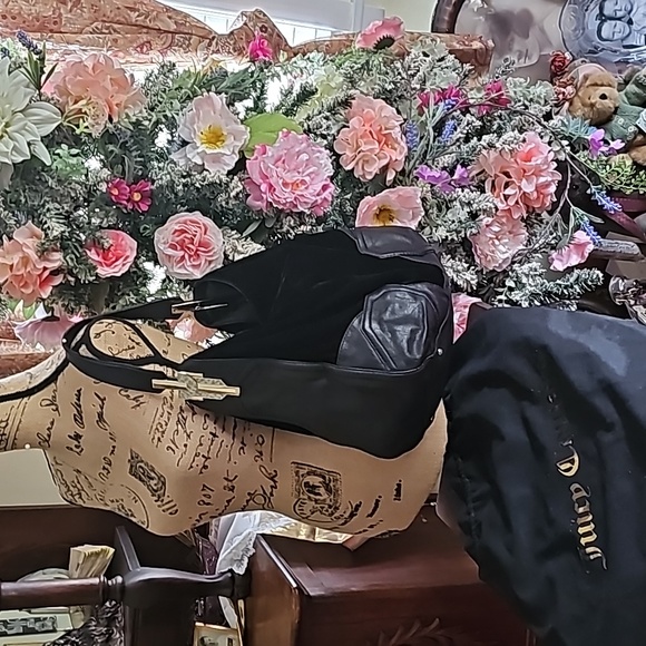 New-Art Deco/Empire State JC Hobo🖤 - Picture 5 of 16